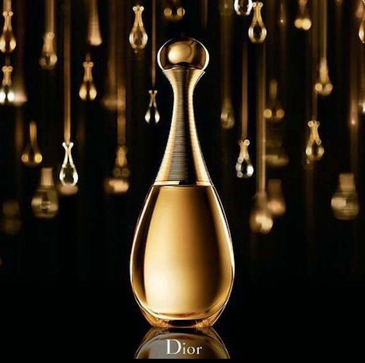 J’Adore Eau de Parfum - Dior 100ml 75usd